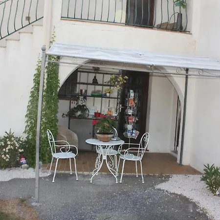 Bed & Breakfast Manon *