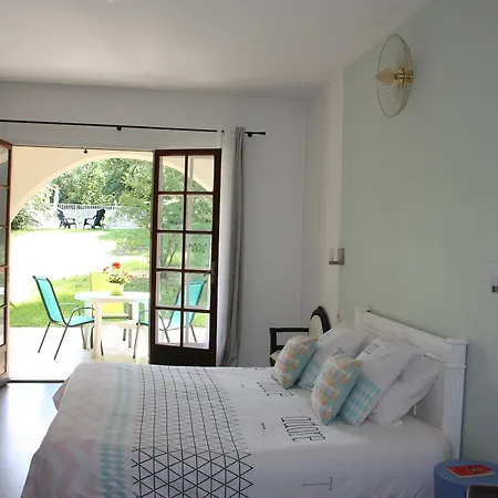 Manon Bed & Breakfast *