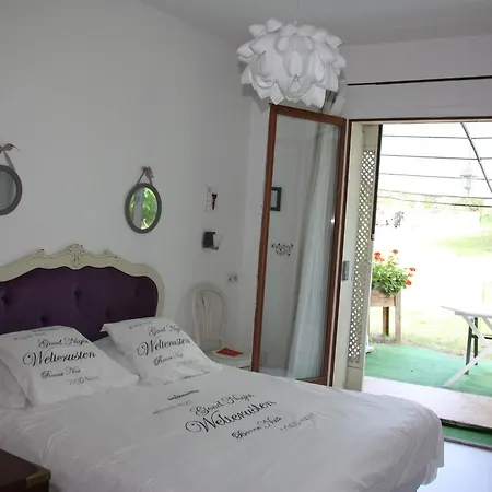 Manon Bed & Breakfast